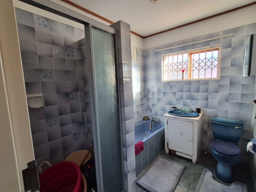3 Bedroom Property for Sale in Kwamagxaki Eastern Cape